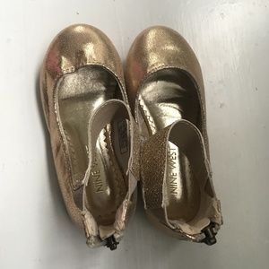 Girls dress shoes free with any purchase